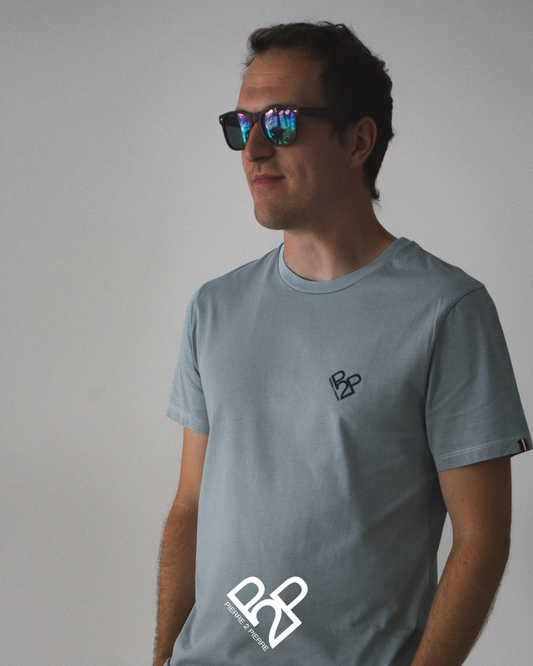 T-shirt bleu tempête